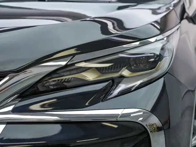Toyota Granvia — Фото автомобиля 2