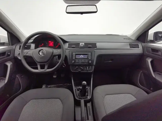 Volkswagen Santana — Фото автомобиля 5