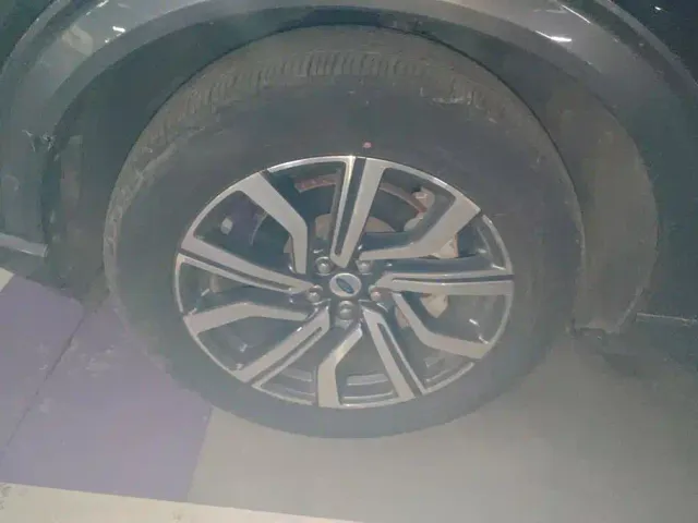 Ford Explorer — Фото автомобиля 6