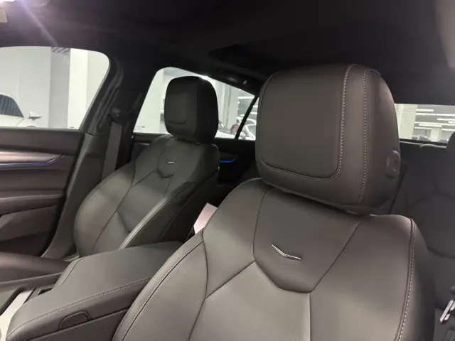 Cadillac CT5 — Фото автомобиля 7