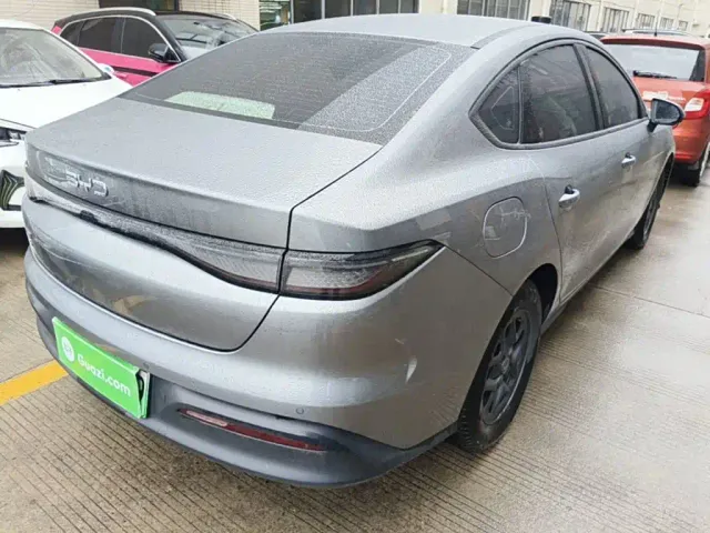 BYD Seal 05 DM-i — Фото автомобиля 6