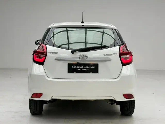 Toyota Vios FS — Фото автомобиля 8