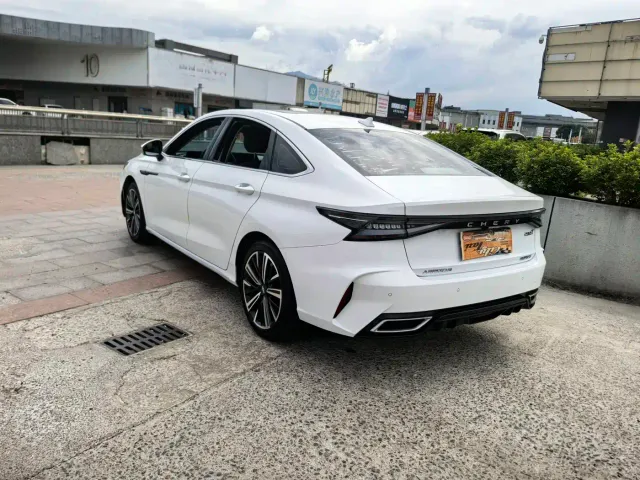 Chery Arrizo 8 — Фото автомобиля 10