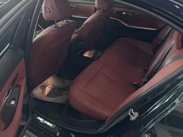 BMW 3 Series — Фото автомобиля 8
