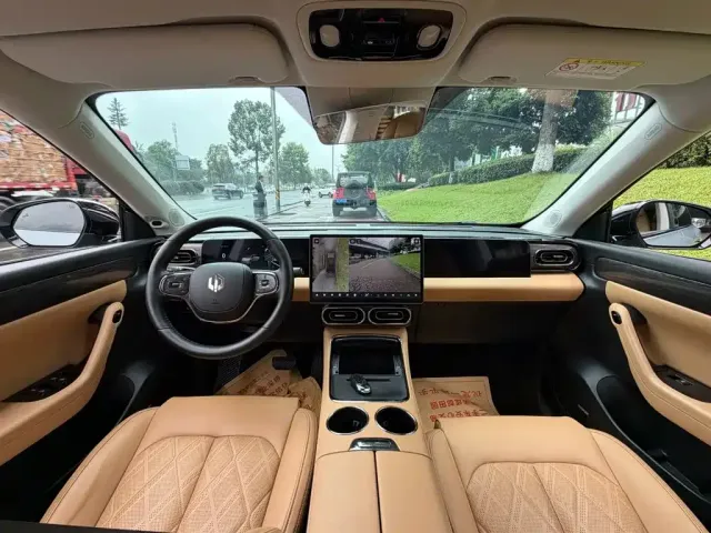 Leapmotor Leapmotor C11 2024 Extended Range 300 Premium Edition — Фото автомобиля 13
