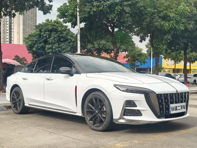 Hongqi H6 — Фото автомобиля 3