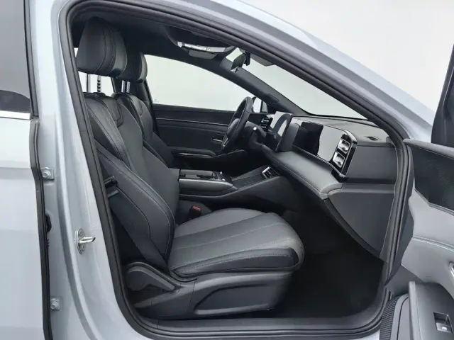 BYD Qin L — Фото автомобиля 23
