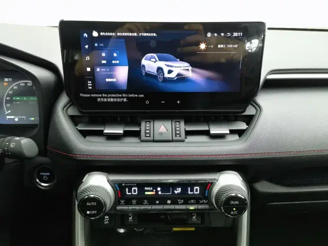 Toyota Wildlander — Фото автомобиля 12