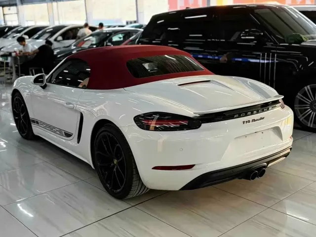 Porsche 718 — Фото автомобиля 7