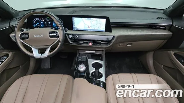 Kia K8 — Фото автомобиля 7