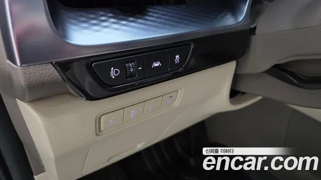Kia Canival Carnival 4 поколение Дизель 9 мест Hi-Limousine — Фото автомобиля 13