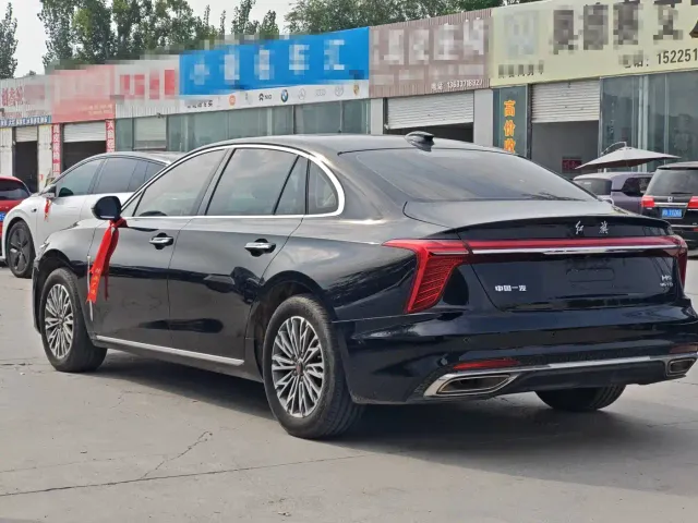 Hongqi H5 — Фото автомобиля 7