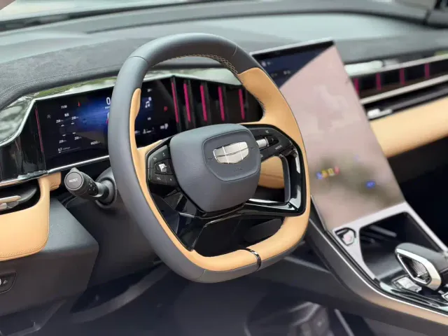 Geely Boyue L — Фото автомобиля 9