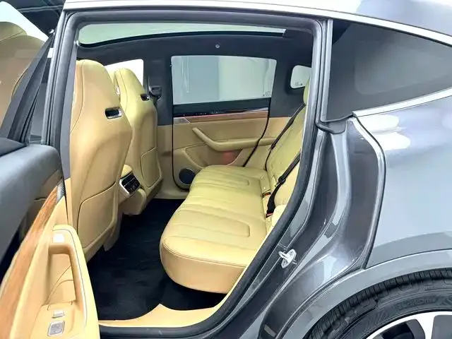 Luxeed R7 — Фото автомобиля 6