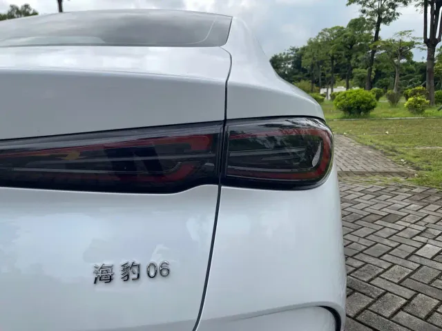 BYD Seal 06 — Фото автомобиля 23