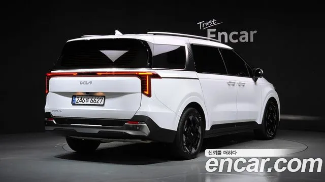 Kia Canival Новый Carnival 4 поколение Дизель 7 мест Noblesse — Фото автомобиля 2