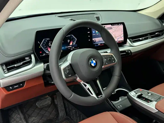 BMW X1 — Фото автомобиля 10