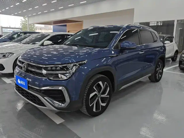 Фотография автомобиля — Volkswagen Tharu