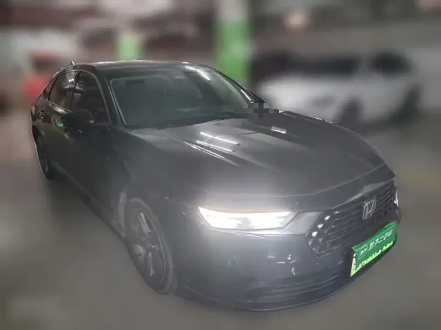 Honda Accord — Фото автомобиля 3