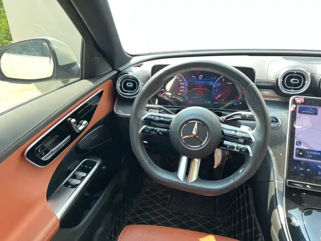 Mercedes-Benz C-Class — Фото автомобиля 5