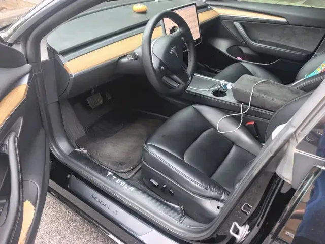 Tesla Model 3 2021 Facelift Standard Range RWD Upgrade 3D1 — Фото автомобиля 9
