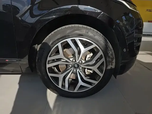Land Rover Range Rover Evoque — Фото автомобиля 22