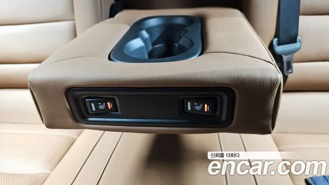 Renault-KoreaSamsung QM6 Новый QM6 2.0 LPe RE Signature 2WD — Фото автомобиля 18