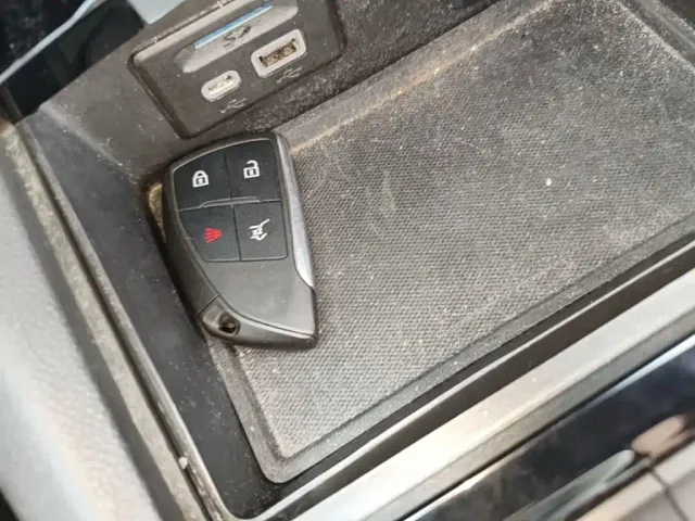 Buick Envision Plus — Фото автомобиля 8