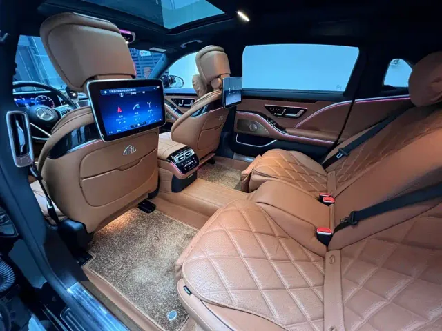 Mercedes-Benz Maybach S-Class — Фото автомобиля 11