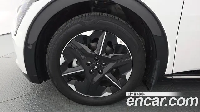 Kia EV6 — Фото автомобиля 5