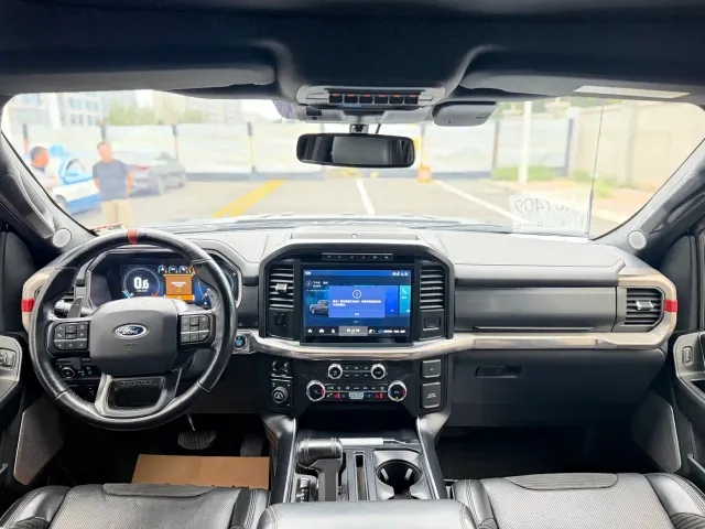 Ford F-150 Raptor — Фото автомобиля 9