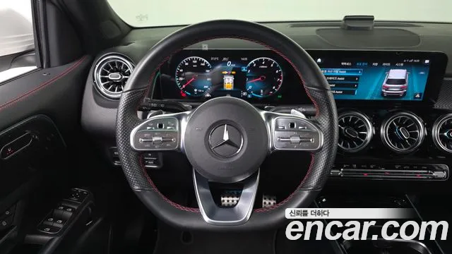 Mercedes-Benz GLB-Class — Фото автомобиля 13