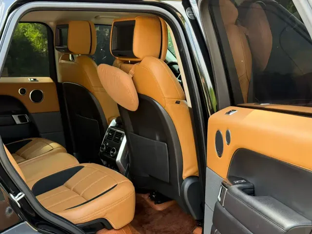 Land Rover Range Rover Sport — Фото автомобиля 4