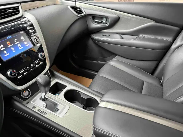 Nissan Murano — Фото автомобиля 15
