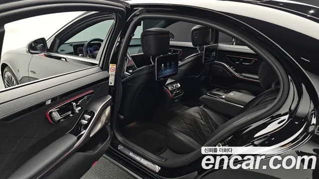 Mercedes-Benz S-Class — Фото автомобиля 3