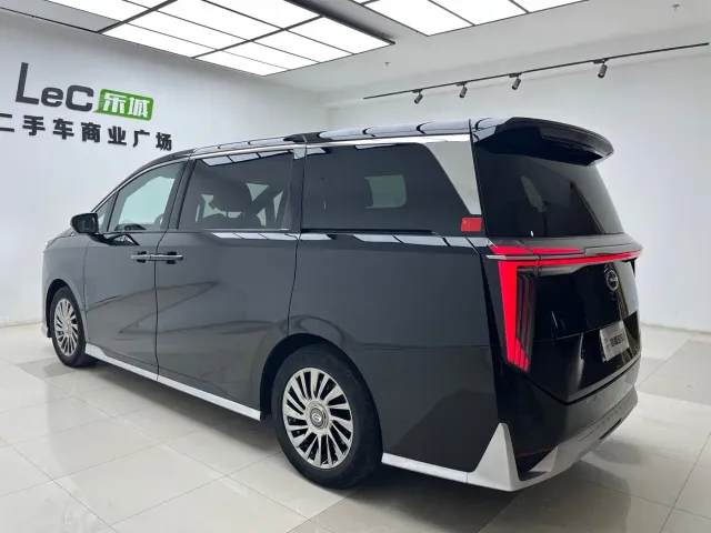 GAC Trumpchi M8 — Фото автомобиля 8