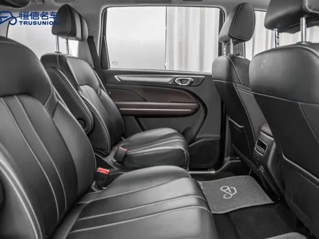 GAC Trumpchi M6 — Фото автомобиля 16