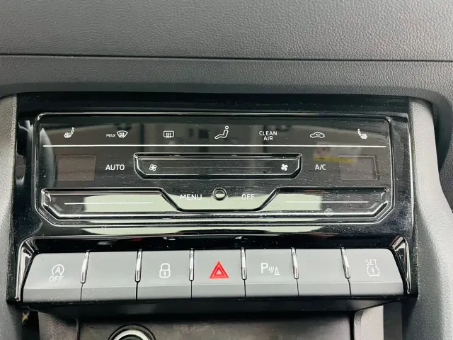 Skoda Karoq — Фото автомобиля 11