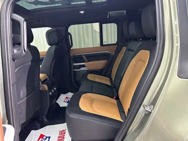 Land Rover Land Rover Defender 2023 Model 110 3.0T P400 X-DYNAMIC HSE — Фото автомобиля 9