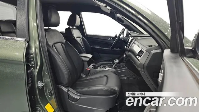 KG_Mobility_Ssangyong Rexton Новый Rexton Sport Khan Дизель 2.2 4WD — Фото автомобиля 10
