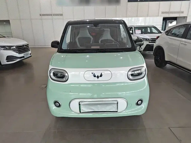 Wuling Hongguang Mini EV — Фото автомобиля 2
