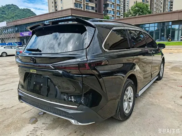 Toyota Granvia — Фото автомобиля 7