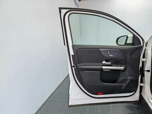 Mercedes-Benz GLA-Class — Фото автомобиля 13