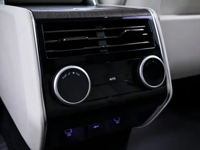 Land Rover Range Rover — Фото автомобиля 17