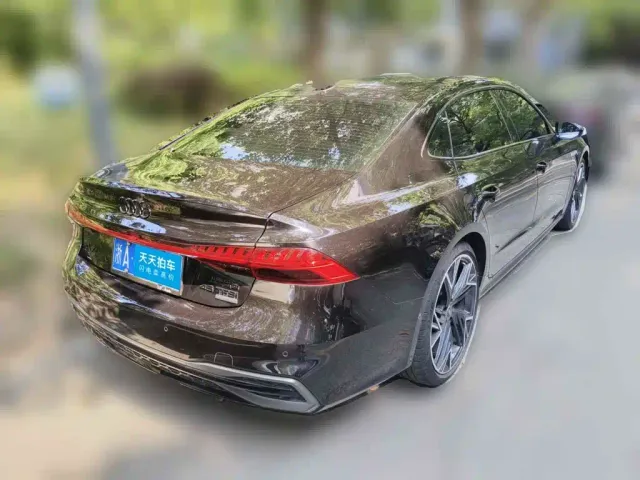 Audi A7L — Фото автомобиля 2