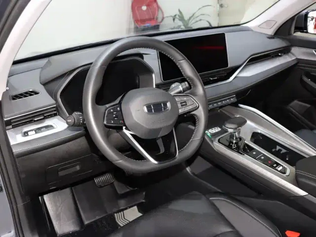 Geely Xingrui — Фото автомобиля 10