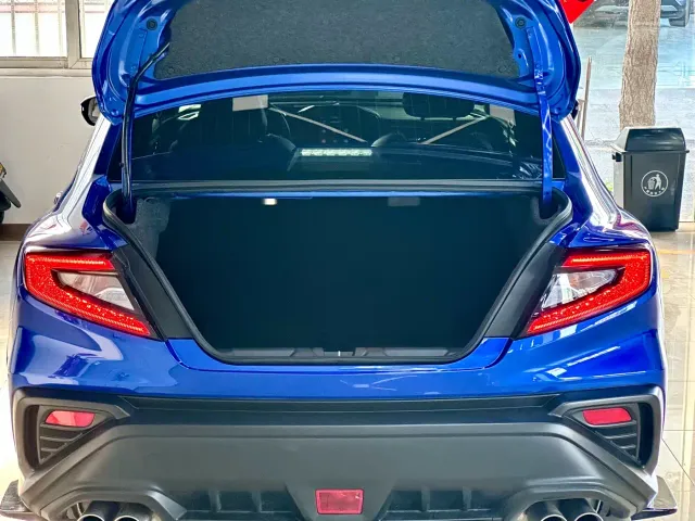 Subaru WRX — Фото автомобиля 14
