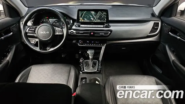 Kia Seltos — Фото автомобиля 7