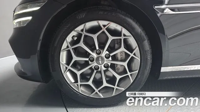Genesis G80 RG3 — Фото автомобиля 5