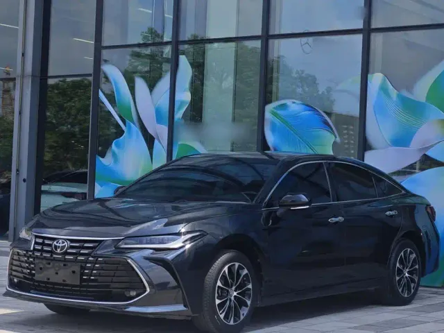 Фотография автомобиля — Toyota Avalon